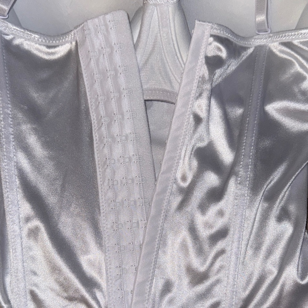 White Satin Corset Top - Picture 3 of 3